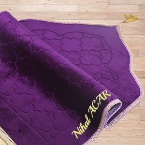  İsminizi Seccadeye Yazıyoruz Soft Yumuşak Kapitone Peluş Seccade(80 x 120 cm - 900 gr)Mor