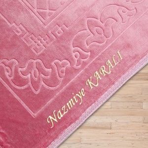  İsminizi Seccadeye Yazıyoruz Soft Yumuşak Kadife Peluş Seccade Pembe 80 x 120 cm - 1100 gr