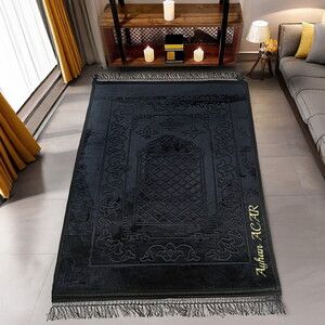 İsminizi Seccadeye Yazıyoruz Soft Yumuşak Kadife Peluş Seccade Siyah 80 x 120 cm - 1100 gr