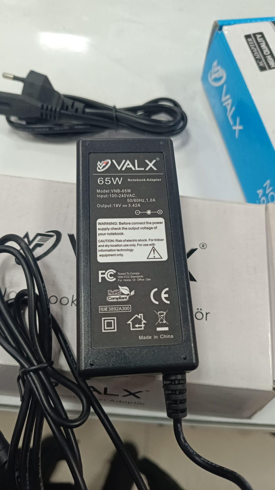 Valx VNB-65W 19V 3.42A 6.3x3.0 Notebook Adaptör